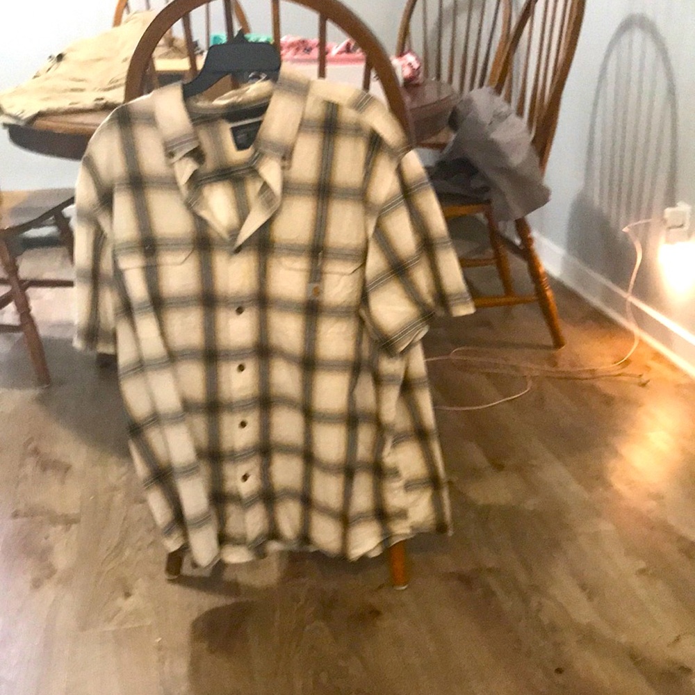 Mens carhartt shirt